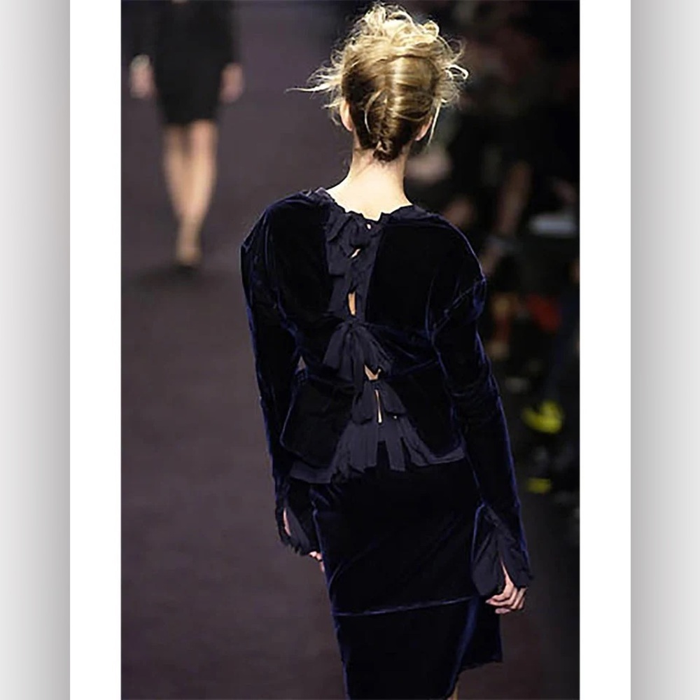 YSL Tom Ford F/W 2002 Midnight Blue Velvet Pencil Skirt Archival Runway S - Picture 3 of 12